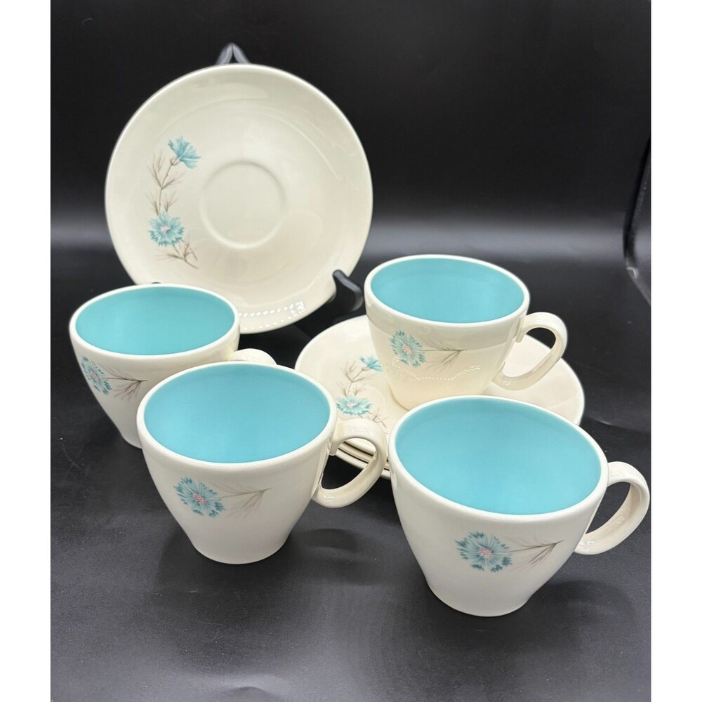 4 TAYLOR, SMITH & TAYLOR Cups & 4 Saucers In The Boutonniere Pattern
